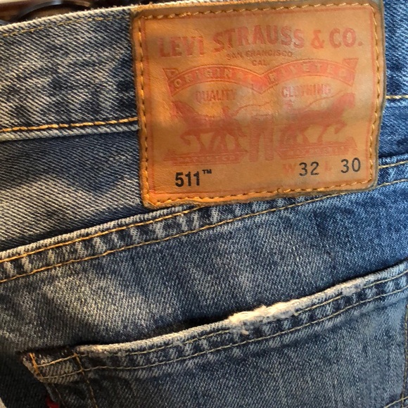 Levi Denim Jeans - Picture 3 of 4